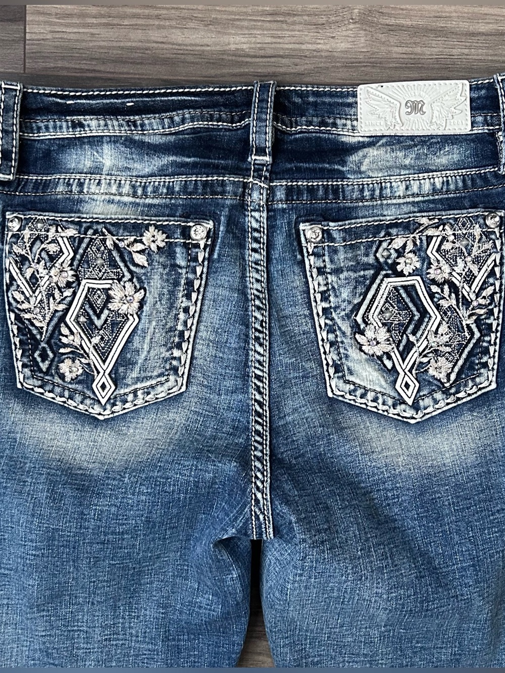 MISS ME Y2K Mid Rise Bootcut Womens 33 Jeans Studded Thick Stitch Embroidered
